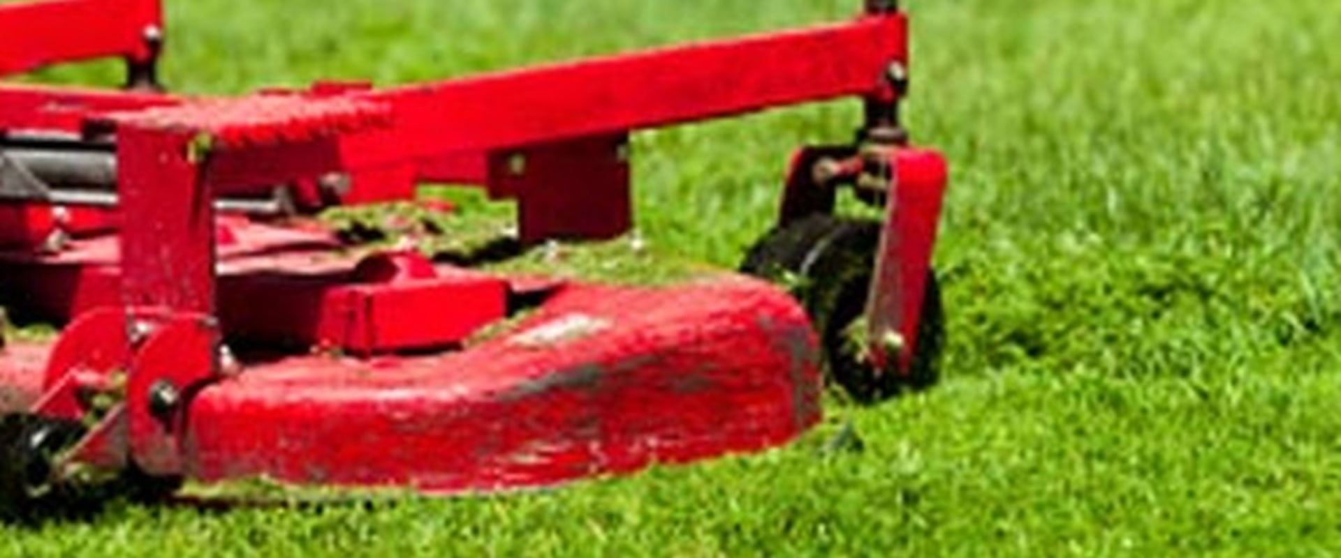 Keeping It Pristine: Yard Cutting Services For Your Manufactured Home In Pembroke Pines